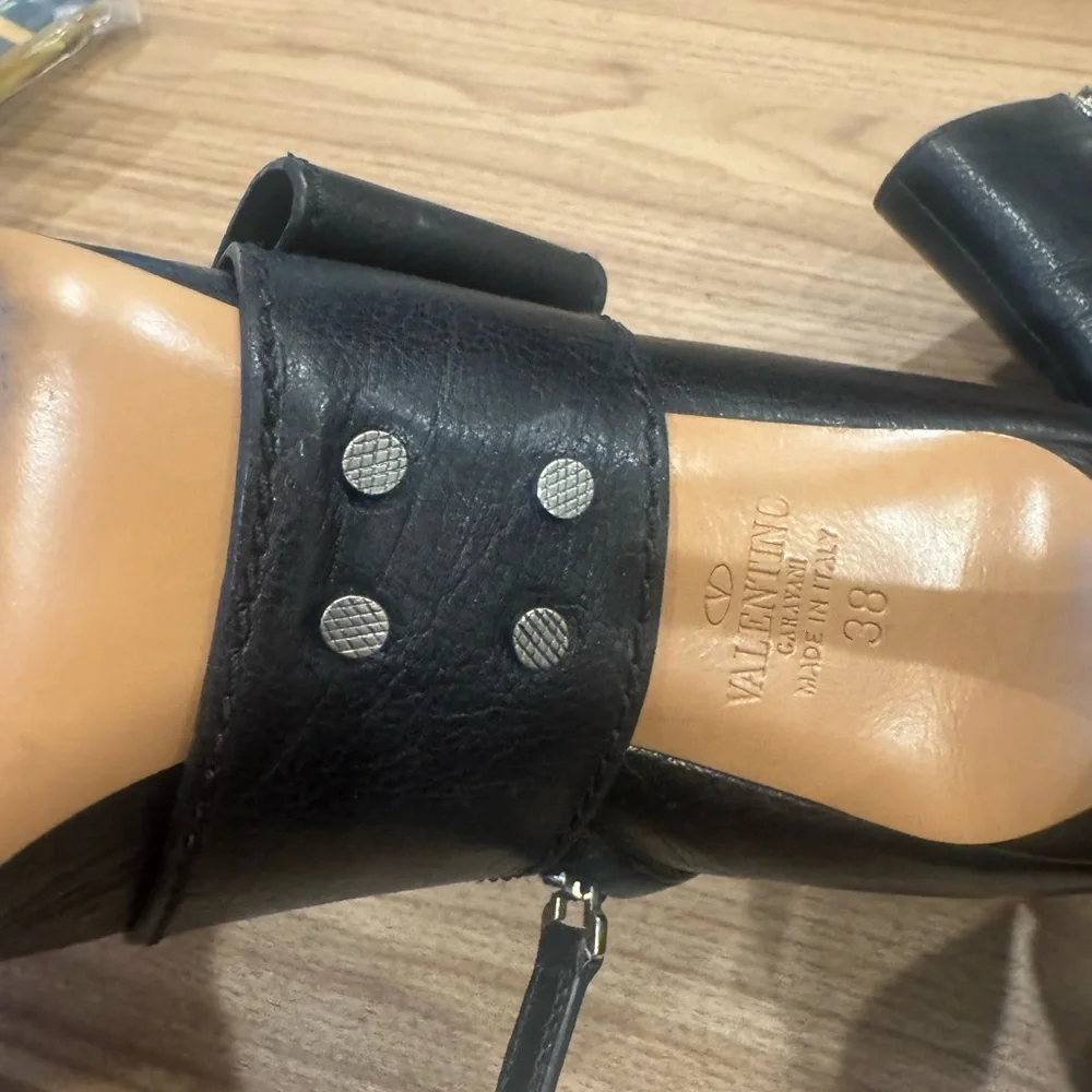 Valentino Garavani Black Leather Ankle Booties